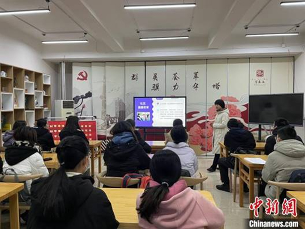 图片 1.jpg 图片 1.jpg